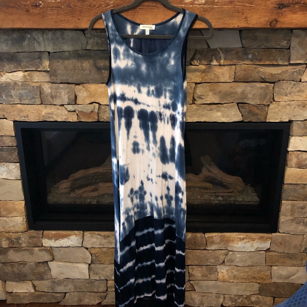 Monteau maxi dress